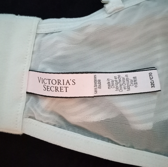 💕 Victoria Secret Striped Ruffle Bra - Picture 7 of 7